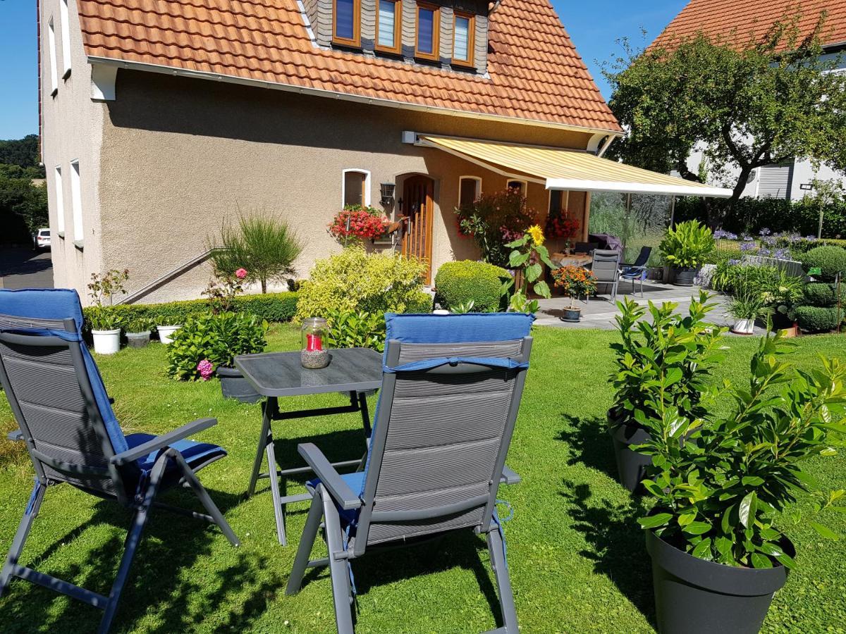 Hedasis Ferienwohnung3, 500 M Zum Moehnesee Exterior photo